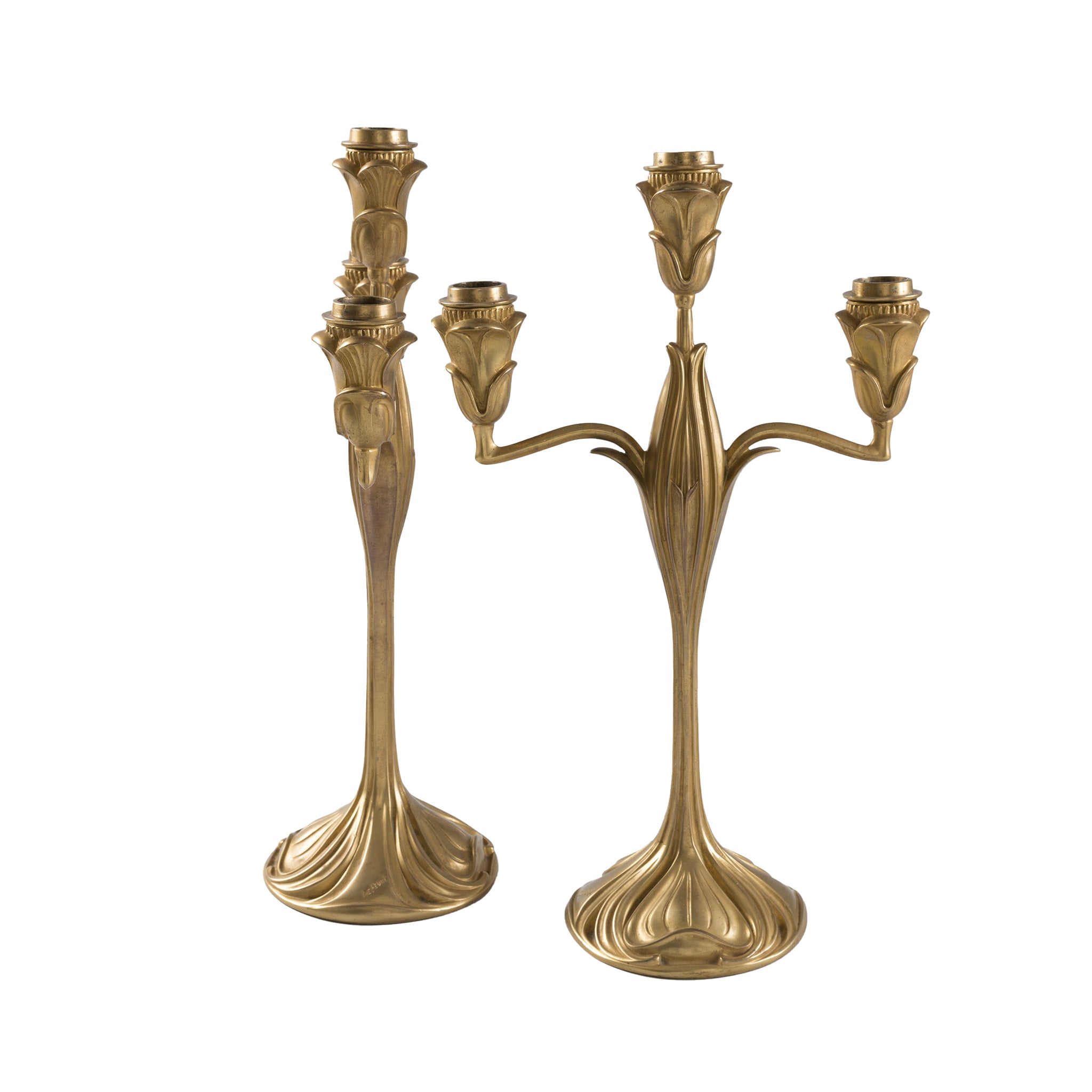At Auction: PAIRE DE CANDELABRES en bronze patiné à six bras de lumière At Auction: PAIRE DE CANDELABRES en bronze patiné à six bras de lumière
