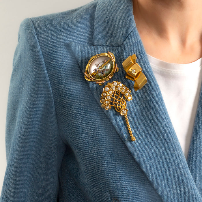 A Modern Approach To The Brooch