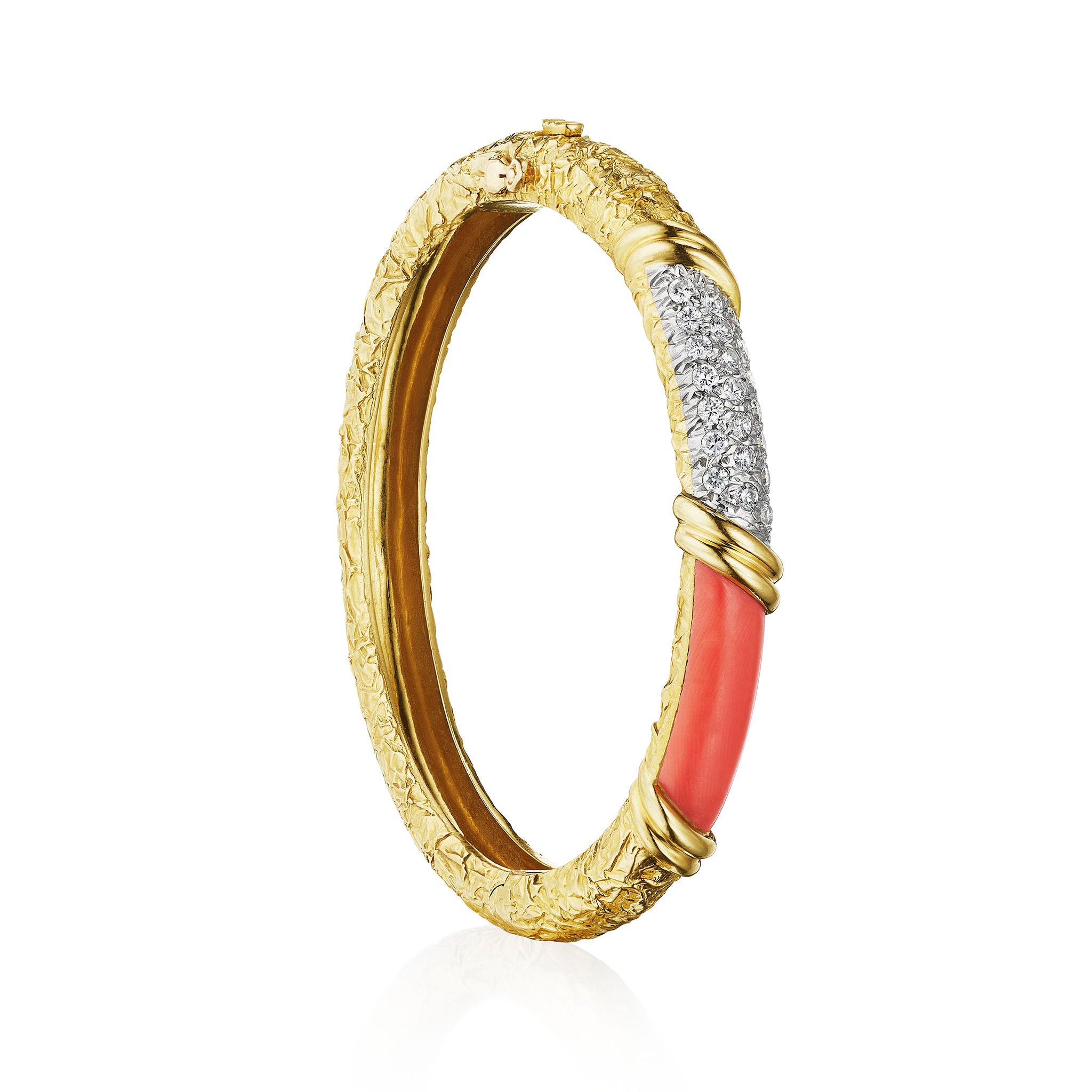 Macklowe Gallery | Van Cleef & Arpels Coral and Diamond Bangle