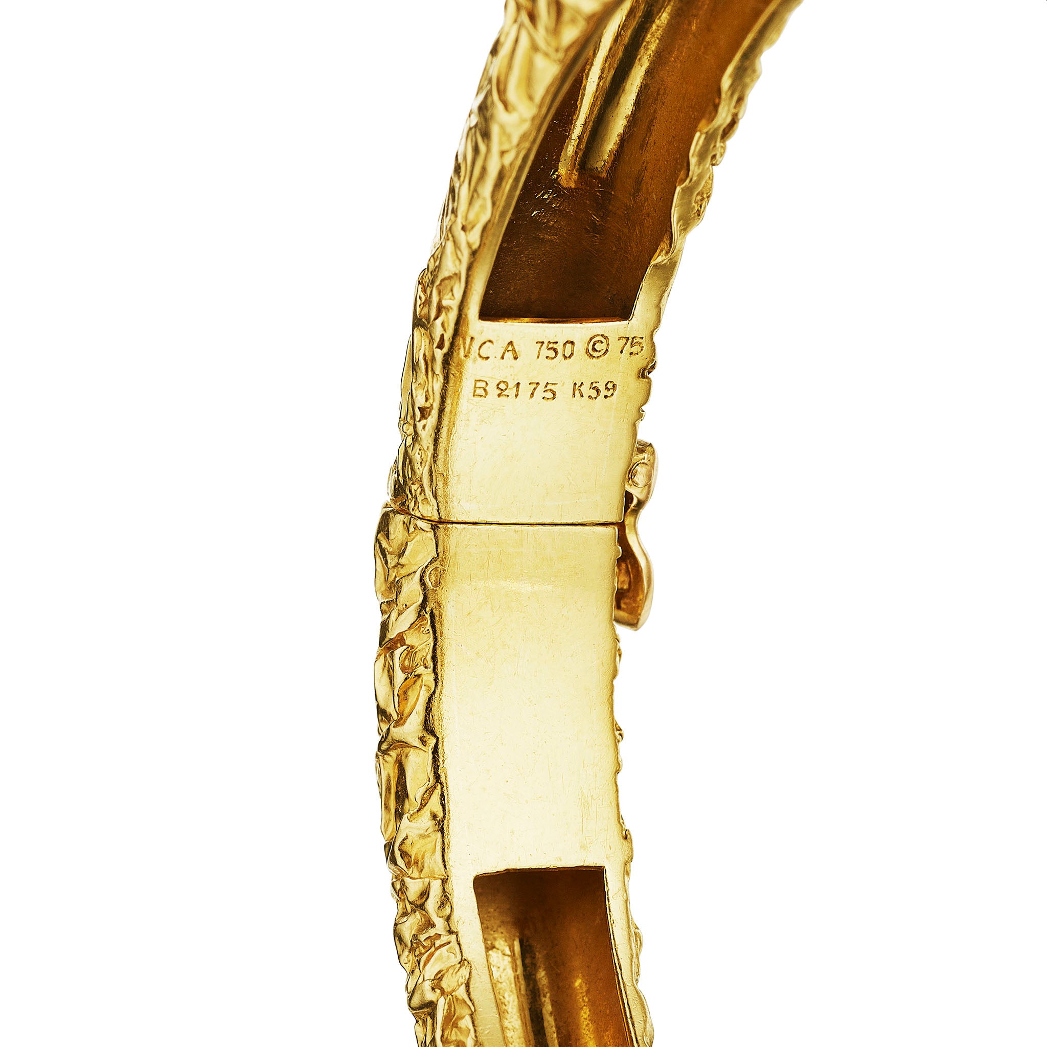 Macklowe Gallery | Van Cleef & Arpels Coral and Diamond Bangle