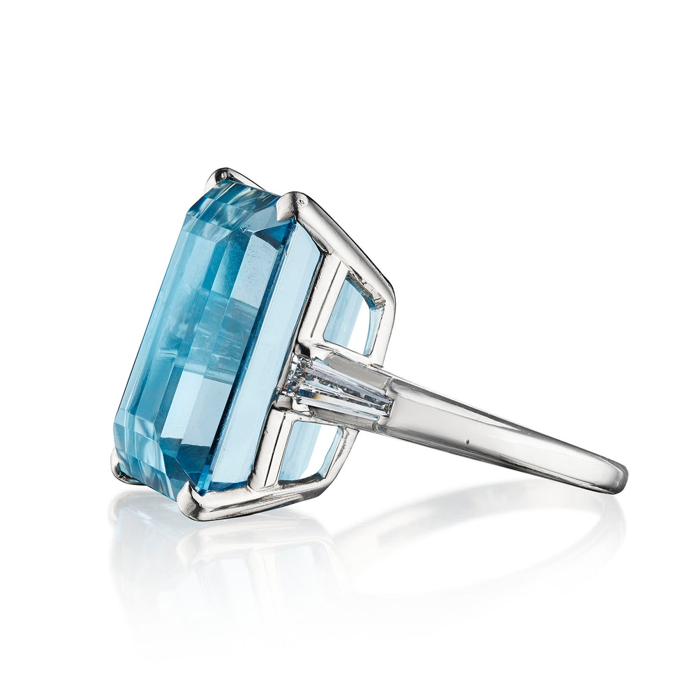 
                      
                        Macklowe Gallery Oscar Heyman Aquamarine and Diamond Ring
                      
                    
