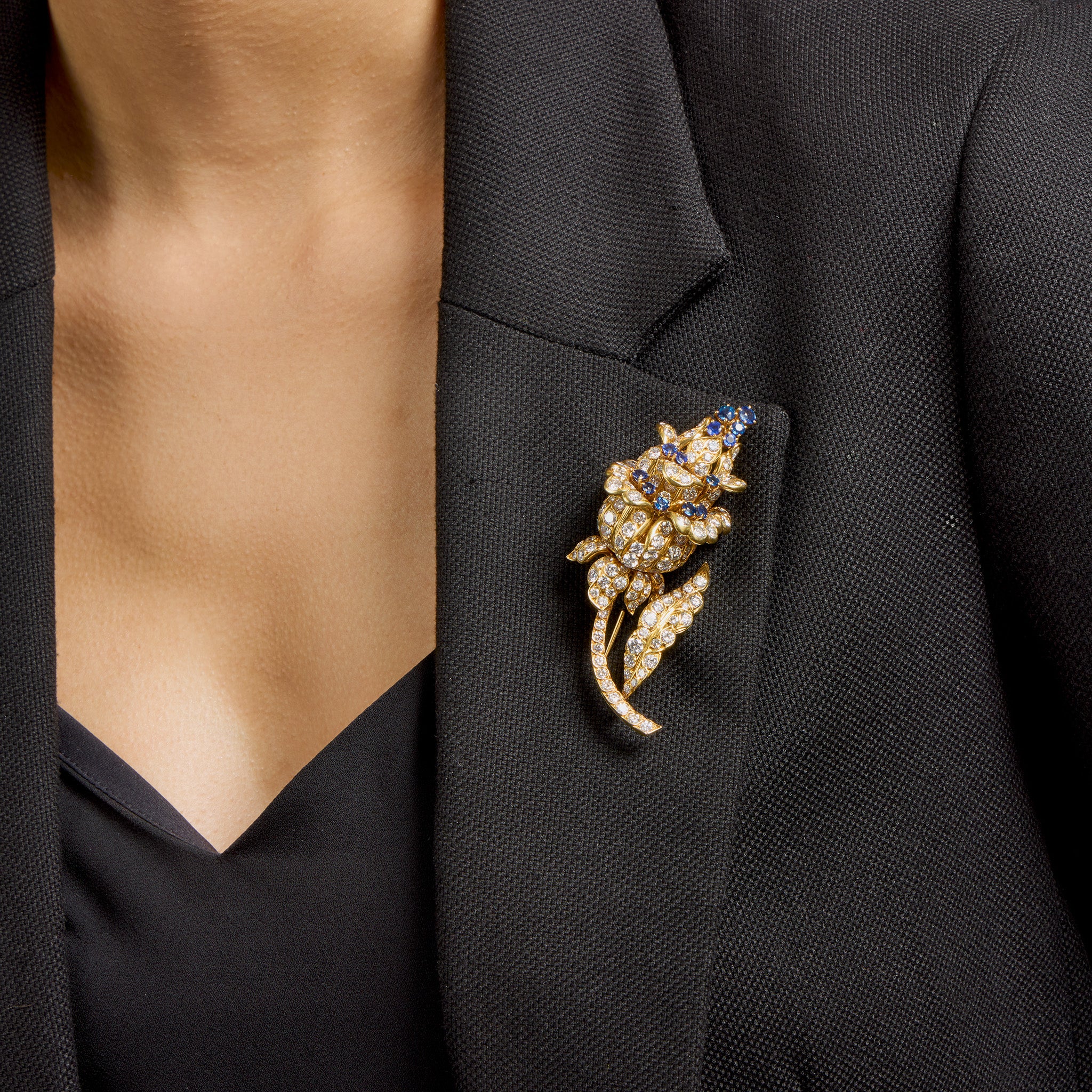 Macklowe Gallery | Lacloche Frères Diamond and Sapphire Flower