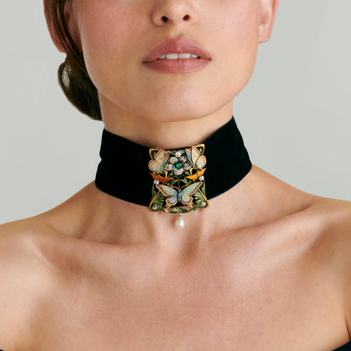 Macklowe Gallery Henri Dubret Basse-Taille Enamel and Gem-Set Plaque-de-Cou Necklace