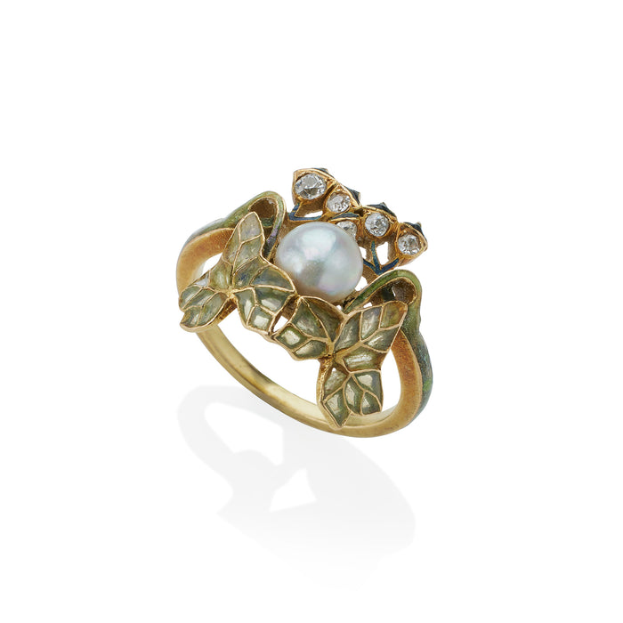 Macklowe Gallery René Lalique Art Nouveau Natural Pearl, Diamond and Plique-à-jour Enamel "Lierre" Ivy Ring