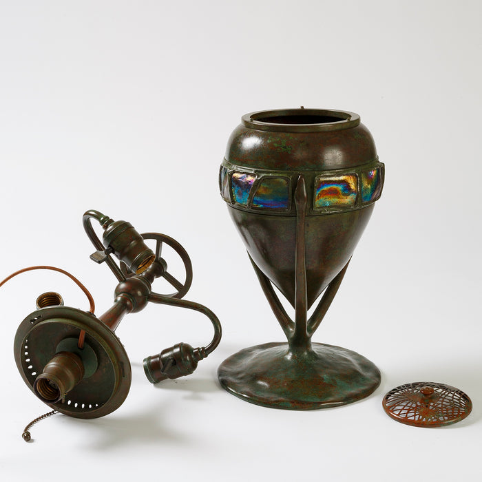 Macklowe Gallery Tiffany Studios New York "Woodbine" Table Lamp