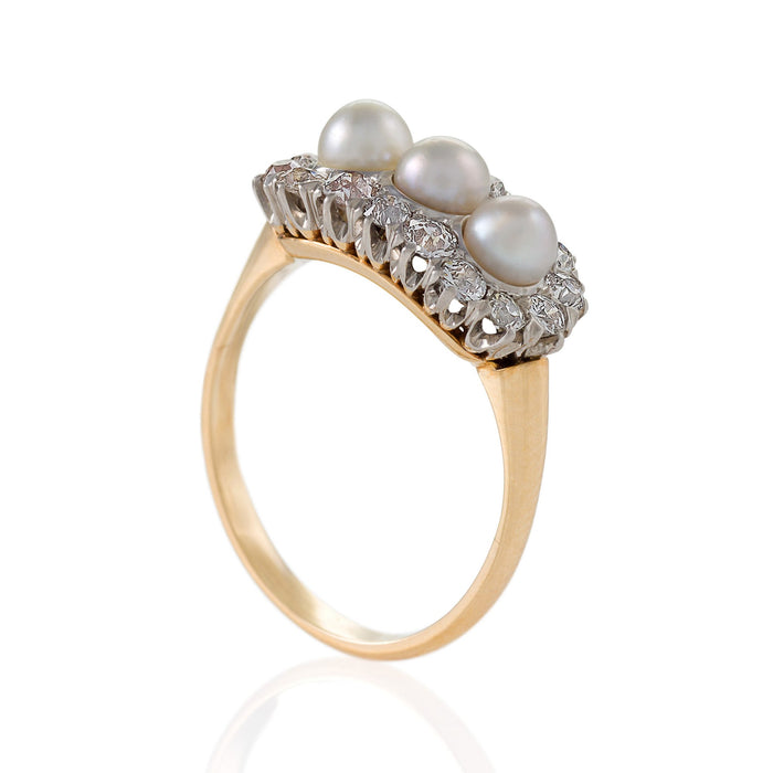 Triple sales pearl ring
